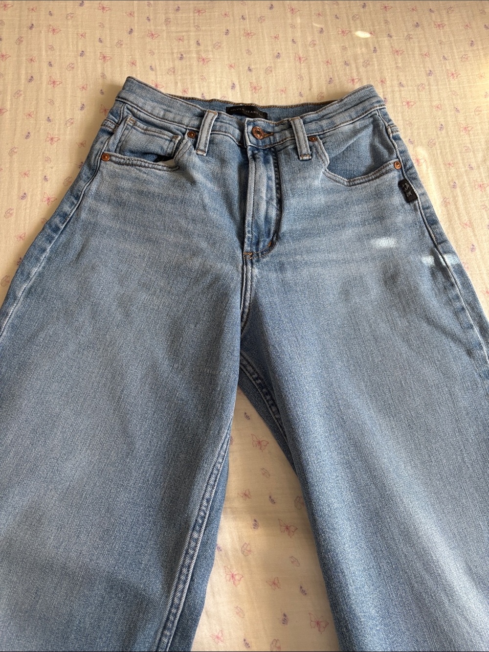 Medium Wash Wide Leg Jeans